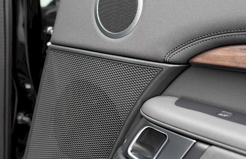 2020/70 Land Rover Discovery HSE SDV6 70...