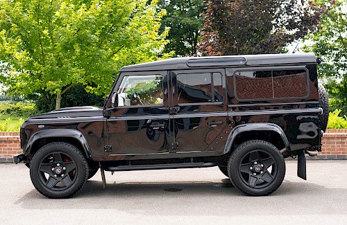 2014/64 Land Rover Defender 110 XS Station Wagon with custom upgrades 14...