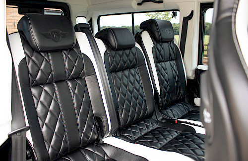 2014/64 Land Rover Defender 110 XS Station Wagon with custom upgrades 35...