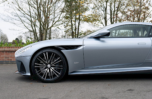2020/70 Aston Martin DBS Superleggera 16...
