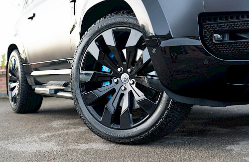 2021/71 Land Rover Defender URBAN 90 V8 Carpathian Edition 21...