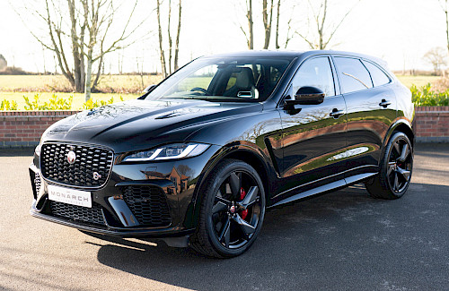 2022/22 Jaguar F-Pace SVR 7...