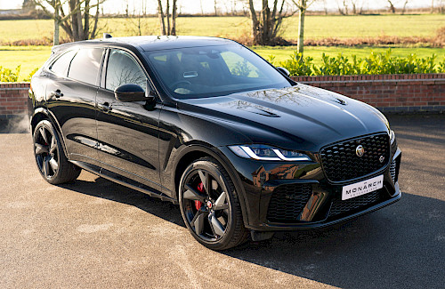 2022/22 Jaguar F-Pace SVR 2...