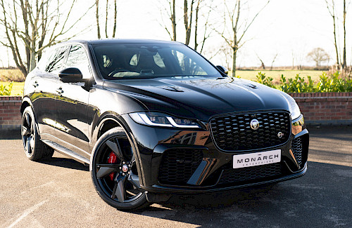 2022/22 Jaguar F-Pace SVR 4...