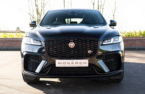 2022/22 Jaguar F-Pace SVR 24...