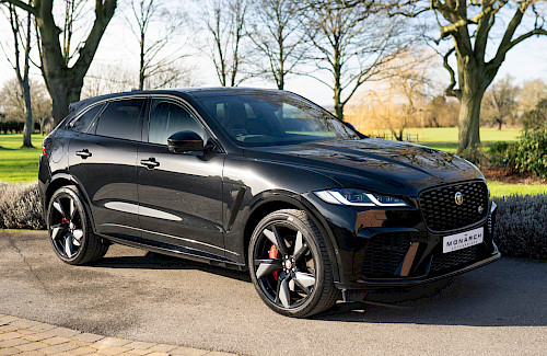 2022/22 Jaguar F-Pace SVR 1...