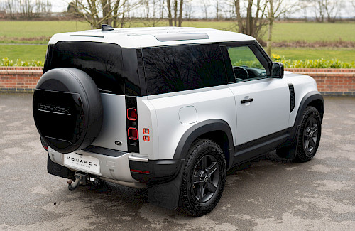 2021/21 Land Rover Defender 90 D200 Hard Top 6...