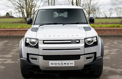 2021/21 Land Rover Defender 90 D200 Hard Top 13...