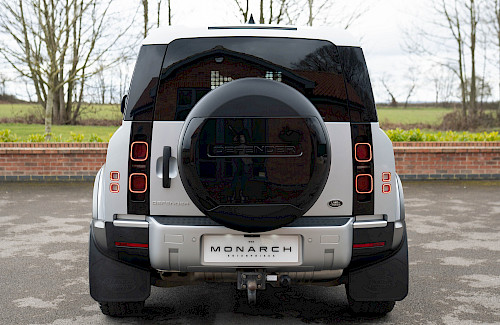 2021/21 Land Rover Defender 90 D200 Hard Top 16...