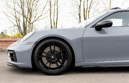 2023/23 Porsche 992.1 911 Carrera GTS 16...