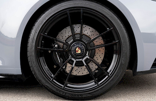 2023/23 Porsche 992.1 911 Carrera GTS 33...