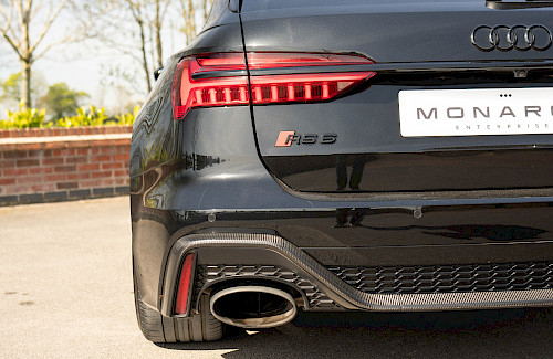 2020/70 Audi RS6 Avant Carbon Black 30...