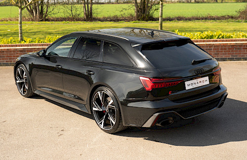 2020/70 Audi RS6 Avant Carbon Black 11...