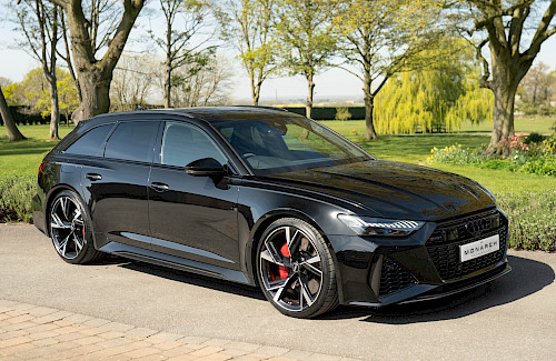 2020/70 Audi RS6 Avant Carbon Black 1...