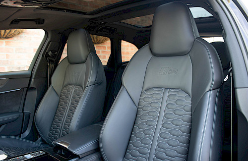 2020/70 Audi RS6 Avant Carbon Black 43...