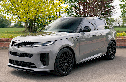 2024/74 Range Rover Sport SV Edition ii 5...