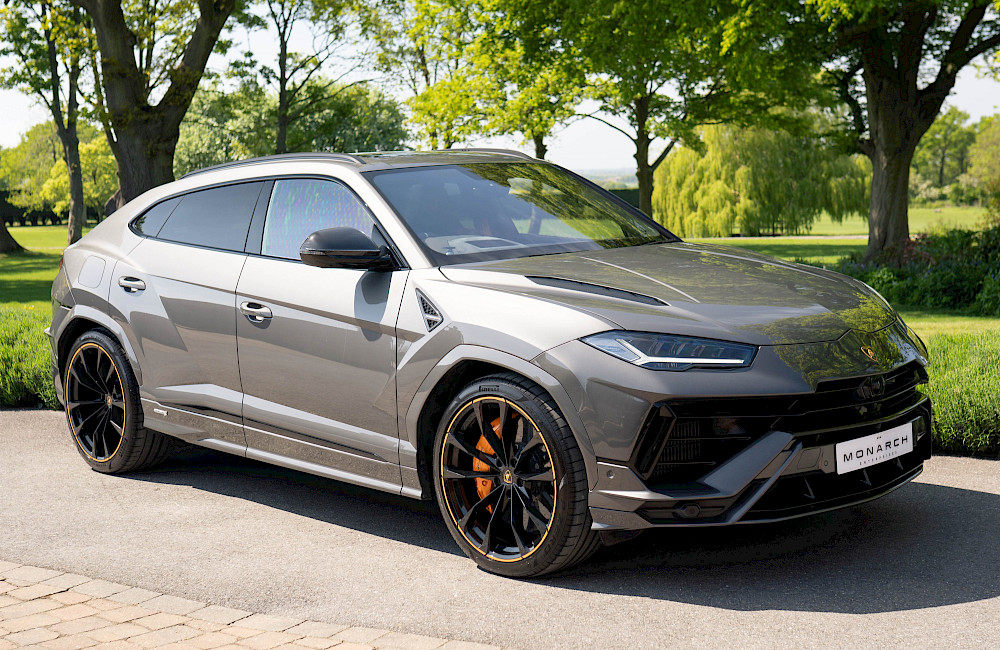 2023/23 Lamborghini Urus S 1