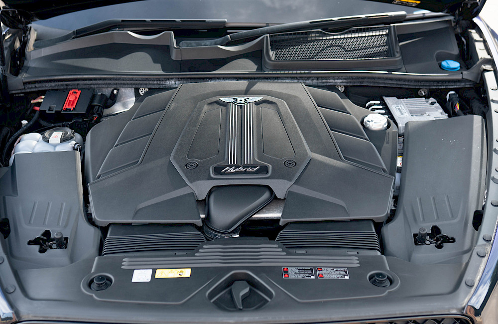 2022/72 Bentley Bentayga V6 Hybrid 37
