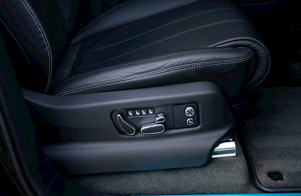 2022/72 Bentley Bentayga V6 Hybrid 64