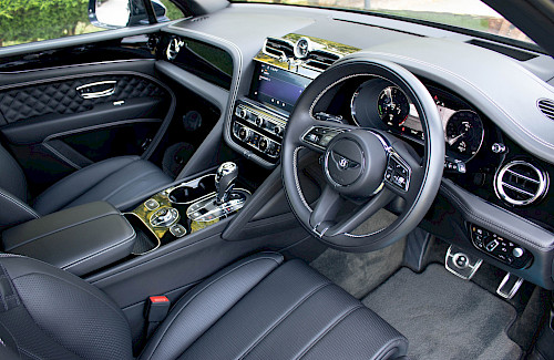 2022/72 Bentley Bentayga V6 Hybrid 40...