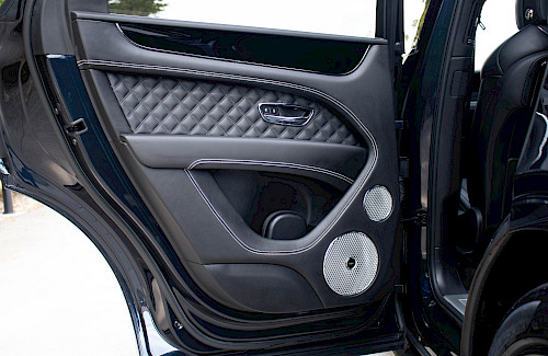 2022/72 Bentley Bentayga V6 Hybrid 55...