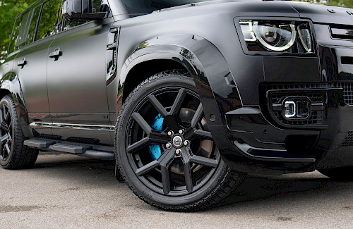 2021/71 Land Rover Defender 110 V8 Urban Wildtrack 35...