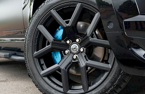 2021/71 Land Rover Defender 110 V8 Urban Wildtrack 36...