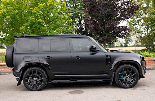2021/71 Land Rover Defender 110 V8 Urban Wildtrack 14...