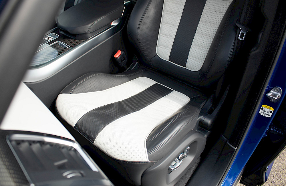 2016/16 Range Rover Sport SVR 30