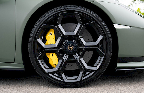 2024/74 Lamborghini Huracán Tecnica LP640-2 17...