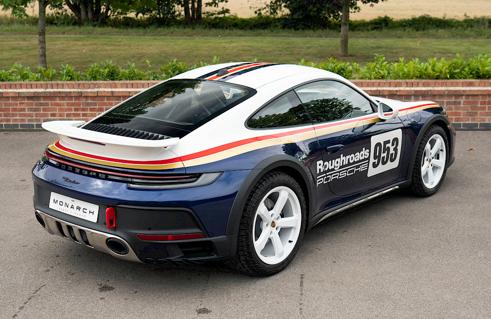 2023/73 Porsche 911 Dakar 11
