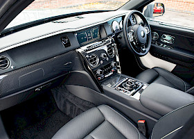 2022/72 Rolls-Royce Cullinan Black Badge