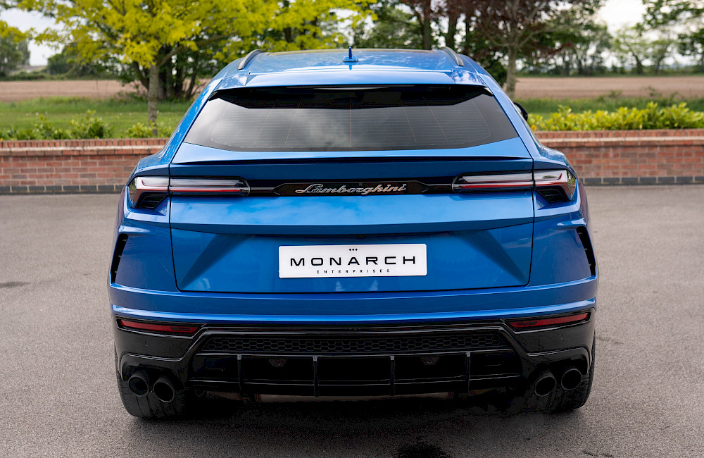 2018/68 Lamborghini Urus 16