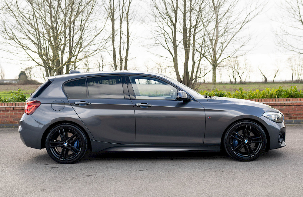 2018/18 BMW 118i M Sport Shadow Edition 10
