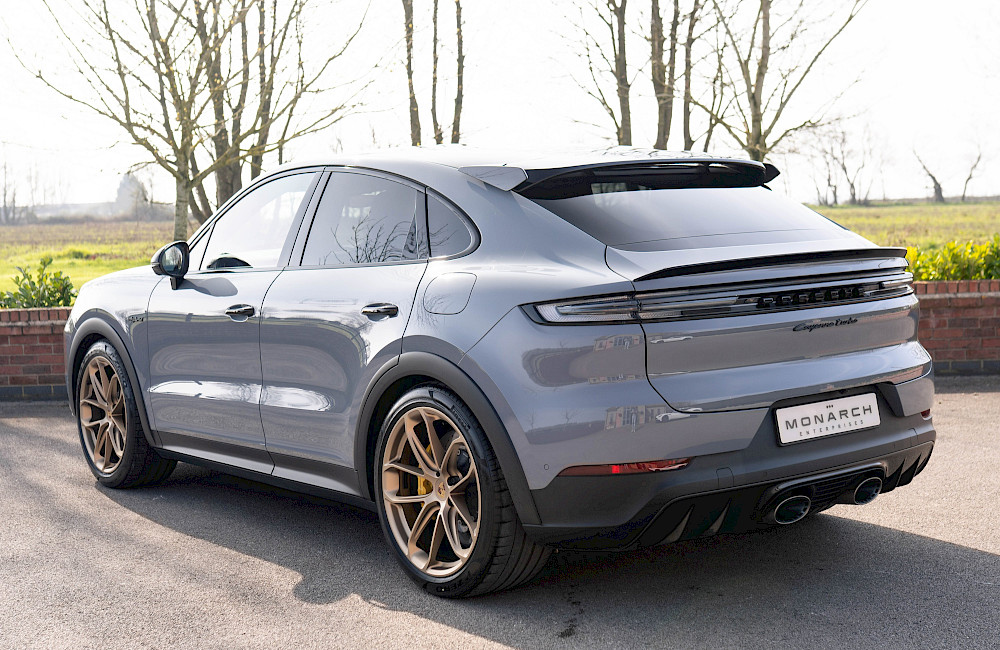 2024/24 Porsche Cayenne Turbo GT Package 9