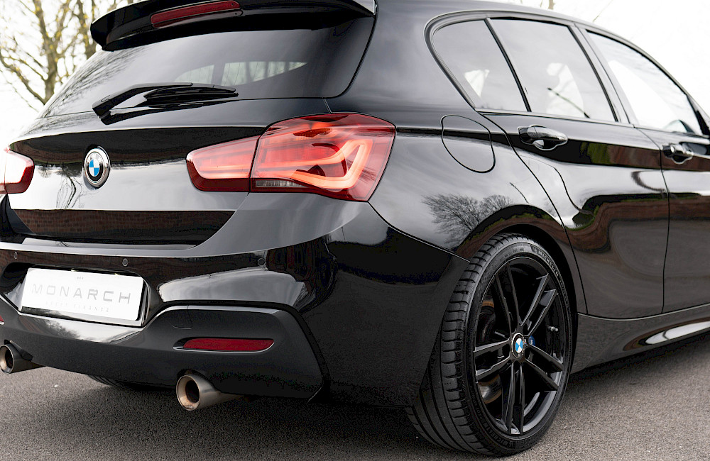 2019/19 BMW M140i Shadow Edition 23
