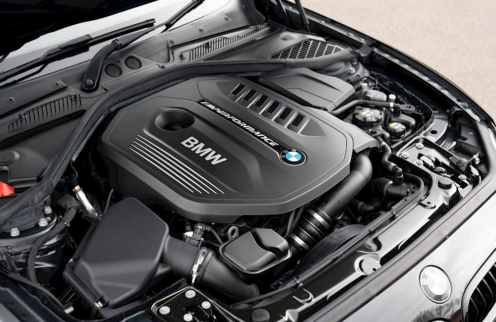 2019/19 BMW M140i Shadow Edition 25