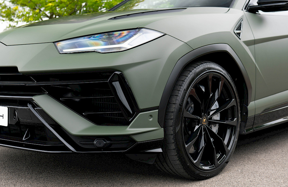 2023/23 Lamborghini Urus S 17