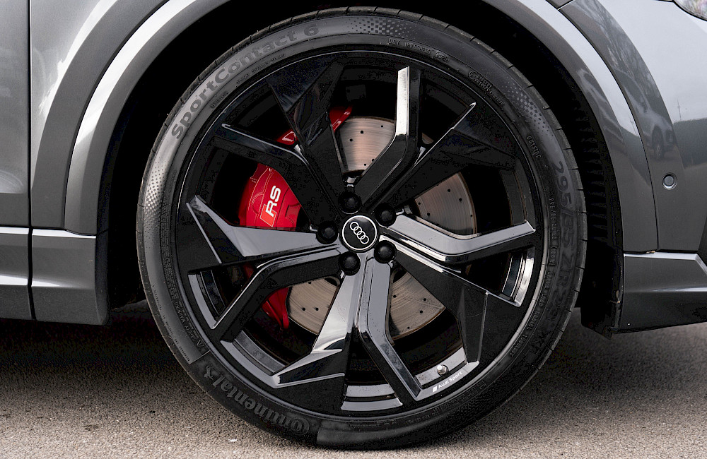 2021/21 Audi RSQ8 Carbon Black Edition 26