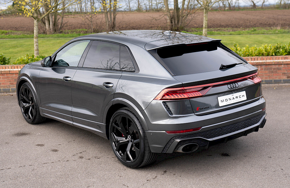 2021/21 Audi RSQ8 Carbon Black Edition 7