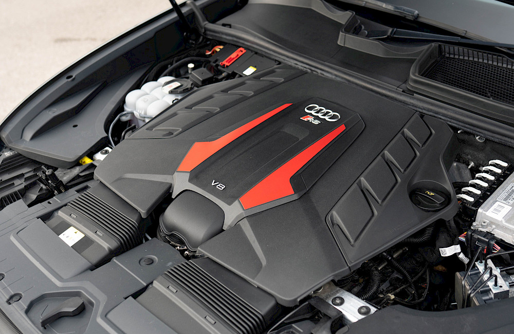 2021/21 Audi RSQ8 Carbon Black Edition 29