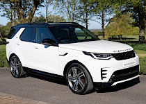 2023/73 Land Rover Discovery D300 Dynamic HSE Commercial