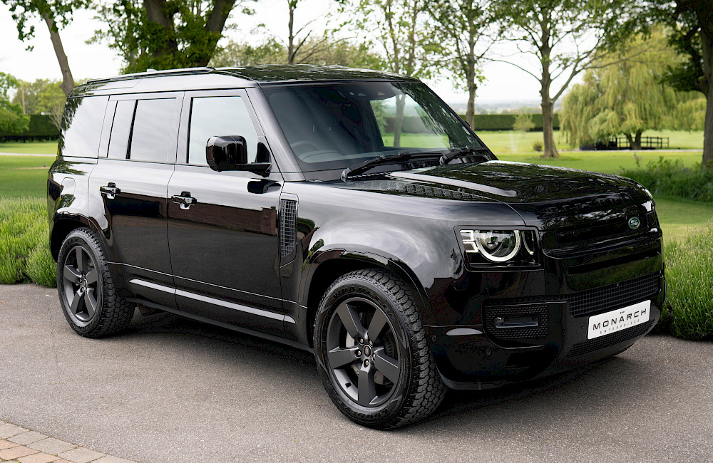 2025/25 Land Rover Defender 110 X-Dynamic HSE D350 Hard Top Commercial 1
