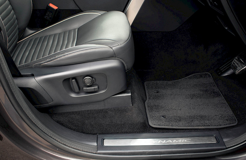 2023/23 Land Rover Discovery D300 Metropolitan Edition 39