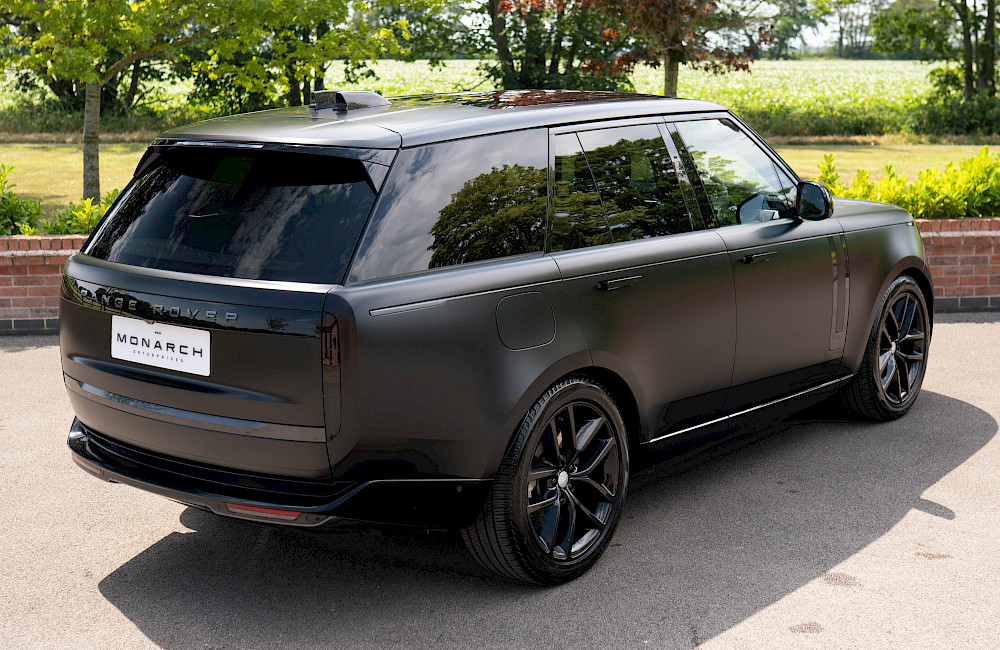 2024/74 Range Rover Vogue HSE P460e 6