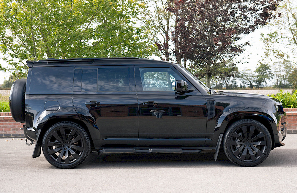 2024/24 Land Rover Defender 110 D300 Urban Automotive X-Dynamic HSE Hard Top 10