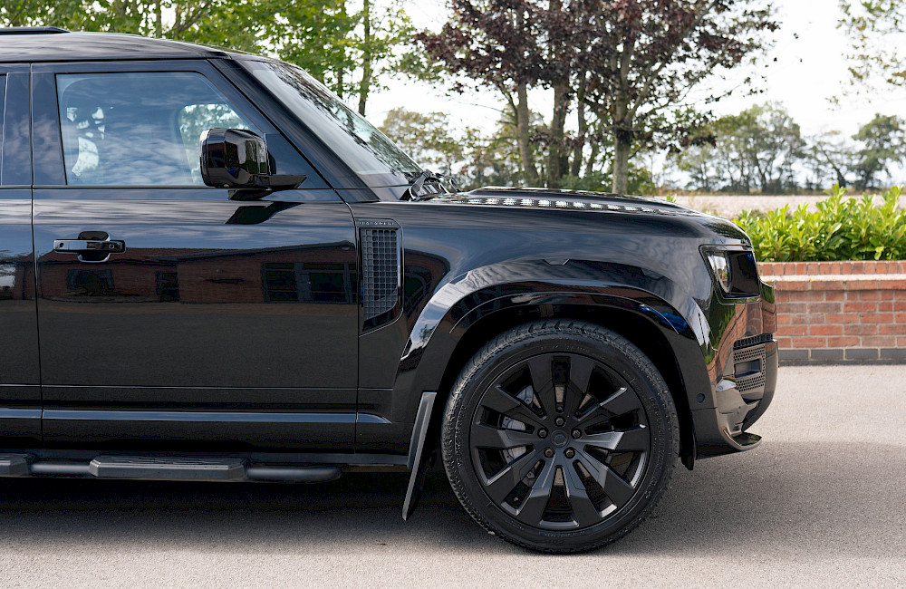 2024/24 Land Rover Defender 110 D300 Urban Automotive X-Dynamic HSE Hard Top 12