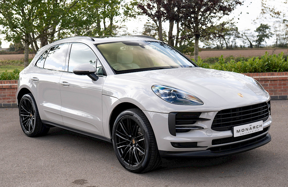 2018/68 Porsche Macan 4
