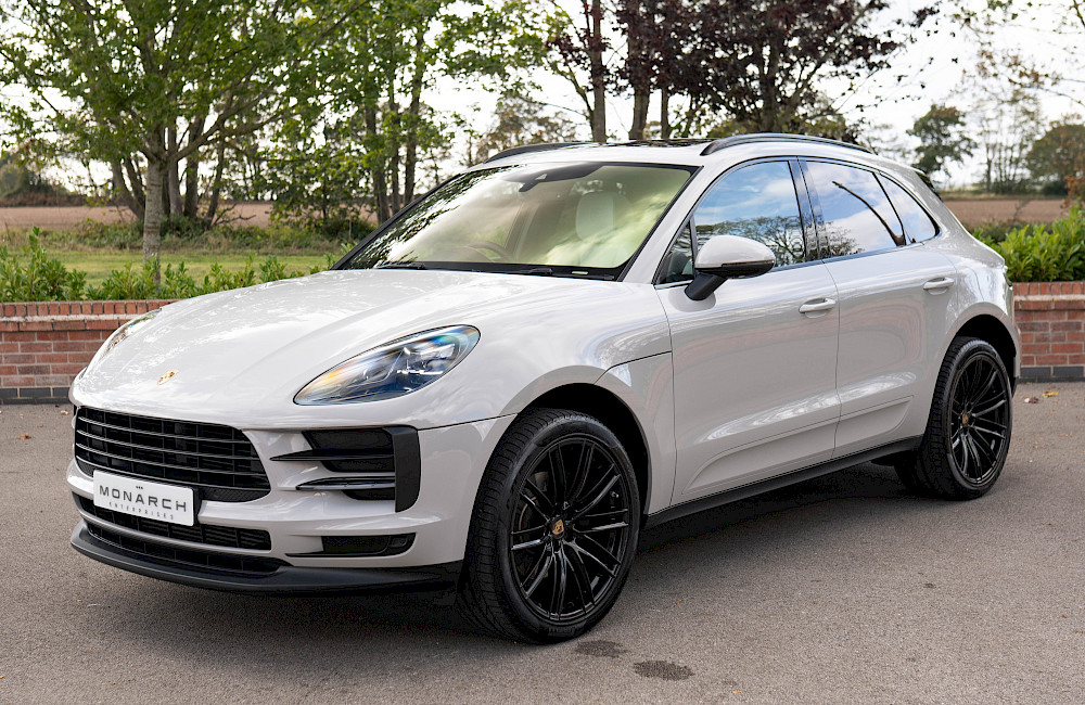 2018/68 Porsche Macan 5