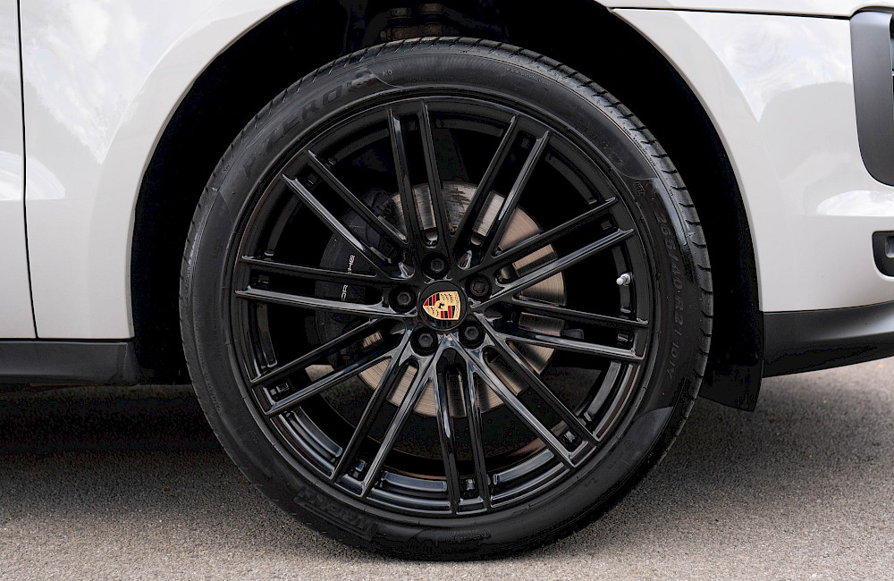 2018/68 Porsche Macan 22